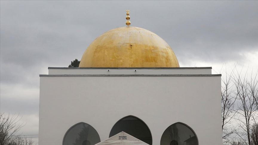 Prancis Akan Geledah 76 Masjid di Seluruh Negeri Dalam Beberapa Hari Mendatang